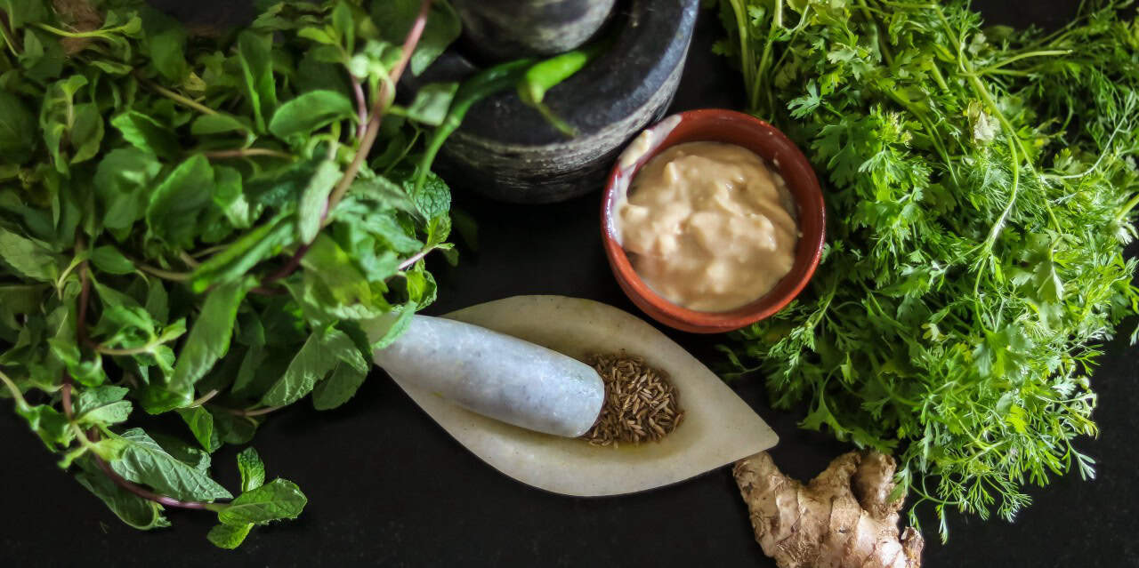 Advancements in Eco-Friendly Extraction Technologies for Botanicals